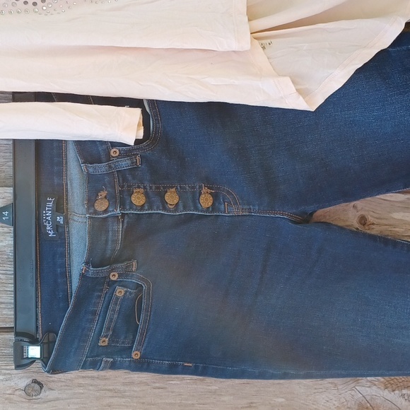 Buffalo D. B. Skull t-shirt, J. Crew Jeans - Picture 2 of 9